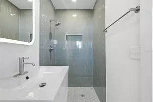 2989 Greenbriar St, Sarasota, FL 34237 - Photo 19