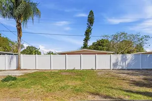 2989 Greenbriar St, Sarasota, FL 34237 - Photo 27