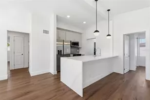 2989 Greenbriar St, Sarasota, FL 34237 - Photo 9