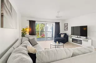 5174 Marsh Field Ln, Sarasota, FL 34235 - Photo 5