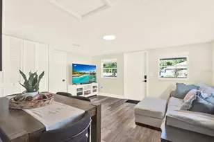 1707 E New Orleans Ave, Tampa, FL 33610 - Photo 5