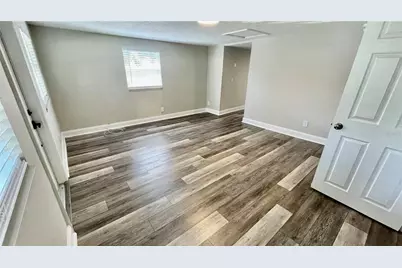 1707 E New Orleans Avenue, Tampa, FL 33610 - Photo 7