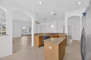 1013 Emerald Dunes Dr, Sun City Center, FL 33573 - Photo 13