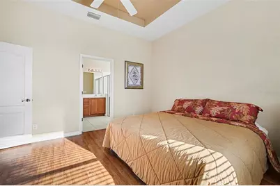 918 Regal Manor Way, Sun City Center, FL 33573 - Photo 11