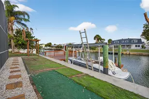 8711 Bay Crest Ln, Tampa, FL 33615 - Photo 27