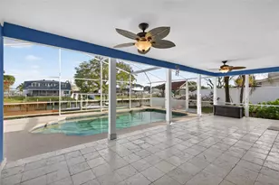 8711 Bay Crest Ln, Tampa, FL 33615 - Photo 19