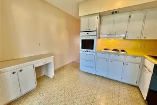 2041 Australia Way W, Clearwater, FL 33763 - Photo 11