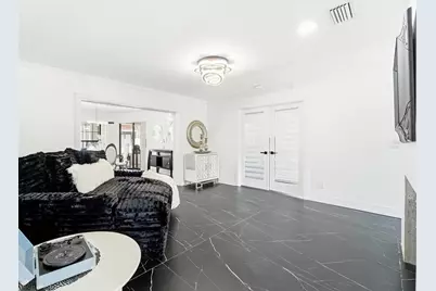 142 Barrington Drive, Brandon, FL 33511 - Photo 7