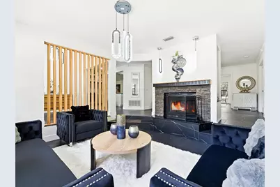 142 Barrington Drive, Brandon, FL 33511 - Photo 5