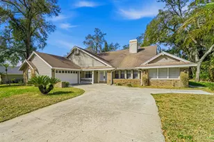 142 Barrington Dr, Brandon, FL 33511 - Photo 35