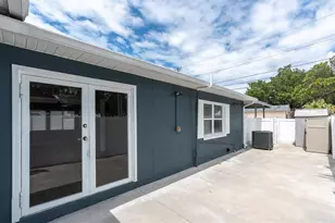 200 62nd St N, Saint Petersburg, FL 33710 - Photo 35