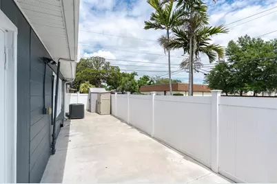 200 62nd Street N, Saint Petersburg, FL 33710 - Photo 31