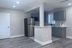 3215 W Pine St, Tampa, FL 33607 - Photo 5