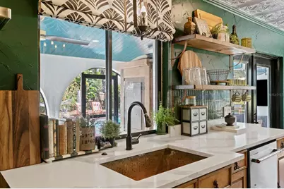 7915 Flowerfield Drive, Tampa, FL 33615 - Photo 15