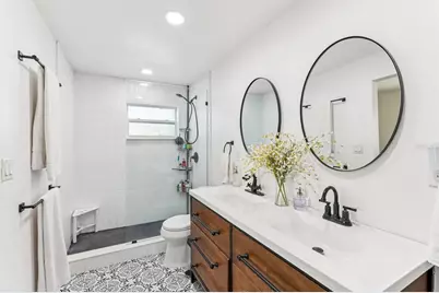 6950 Grande Vista Way S, Saint Petersburg, FL 33707 - Photo 19