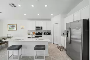 425 Singing Sands Cir, Lake Wales, FL 33859 - Photo 9