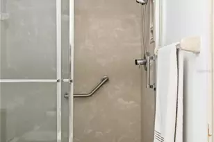 37400 Derbyshire Dr, Zephyrhills, FL 33542 - Photo 21