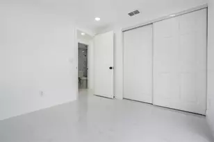 8702 Friendship Ct, Tampa, FL 33634 - Photo 21