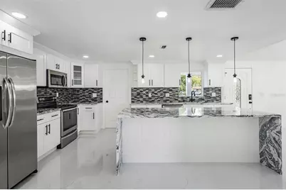 8702 Friendship Court, Tampa, FL 33634 - Photo 9