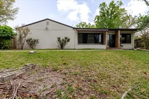 8222 La Serena Dr, Tampa, FL 33614 - Photo 85