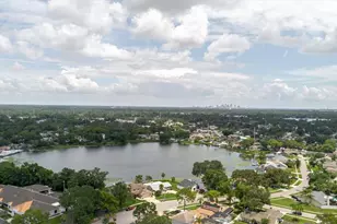 8222 La Serena Dr, Tampa, FL 33614 - Photo 89