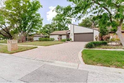 8222 La Serena Drive, Tampa, FL 33614 - Photo 5