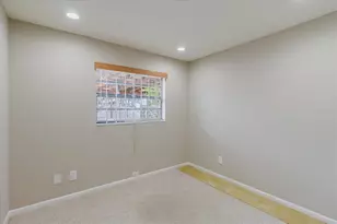 8222 La Serena Dr, Tampa, FL 33614 - Photo 57