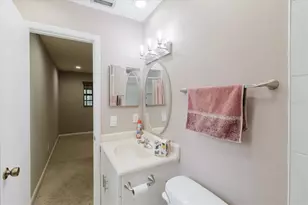 8222 La Serena Dr, Tampa, FL 33614 - Photo 47