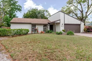 8222 La Serena Dr, Tampa, FL 33614 - Photo 5