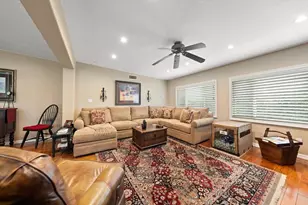 1718 Meredith Ln, Belleair, FL 33756 - Photo 7