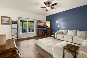 31103 Bridgegate Dr, Wesley Chapel, FL 33545 - Photo 17