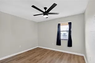 10167 Sailwinds Blvd N, Largo, FL 33773 - Photo 21