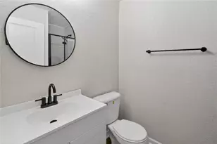 10167 Sailwinds Blvd N, Largo, FL 33773 - Photo 13