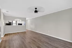 10167 Sailwinds Blvd N, Largo, FL 33773 - Photo 9