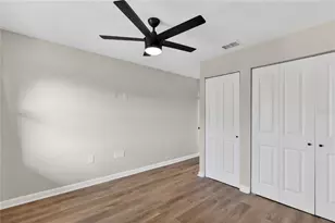 10167 Sailwinds Blvd N, Largo, FL 33773 - Photo 23