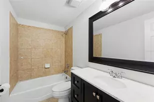 8907 Leeward Dr, Tampa, FL 33634 - Photo 19