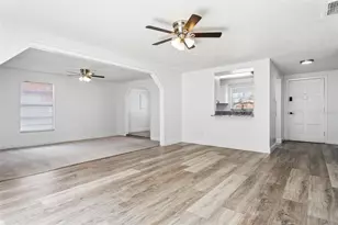 9007 Tree Valley Cir, Tampa, FL 33615 - Photo 7