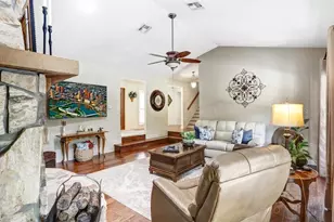 36805 Waterfall Dr, Dade City, FL 33525 - Photo 15