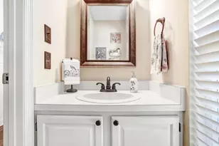 36805 Waterfall Dr, Dade City, FL 33525 - Photo 21