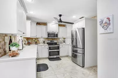 36805 Waterfall Drive, Dade City, FL 33525 - Photo 27