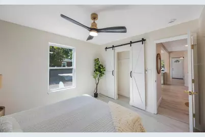 1160 36th Avenue N, Saint Petersburg, FL 33704 - Photo 19