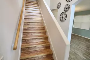 3913 Roswell Pl, Land O Lakes, FL 34639 - Photo 3