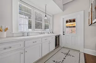 1110 Jungle Ave N, Saint Petersburg, FL 33710 - Photo 31