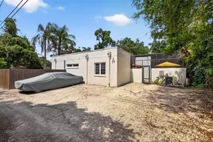 1110 Jungle Ave N, Saint Petersburg, FL 33710 - Photo 43