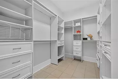 1110 Jungle Avenue N, Saint Petersburg, FL 33710 - Photo 37