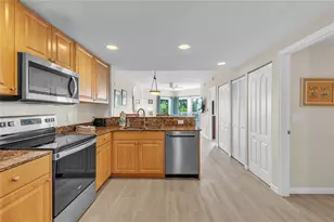 12000 Gulf Blvd S, Treasure Island, FL 33706 - Photo 21