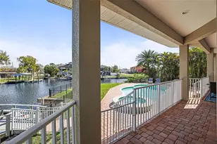 207 Manatee Ln, Tarpon Springs, FL 34689 - Photo 71
