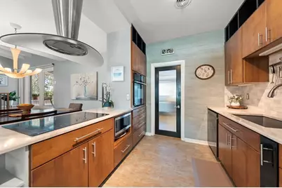 210 Live Oak Lane, Largo, FL 33770 - Photo 13