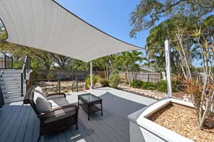 210 Live Oak Ln, Largo, FL 33770 - Photo 39