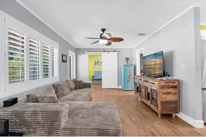 137 Pennsylvania Avenue, Palm Harbor, FL 34683 - Photo 9